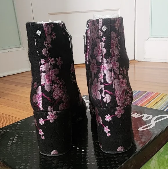 Sam Edelman Embroidered Floral Black and Pink Ankle Boots - Picture 4 of 10